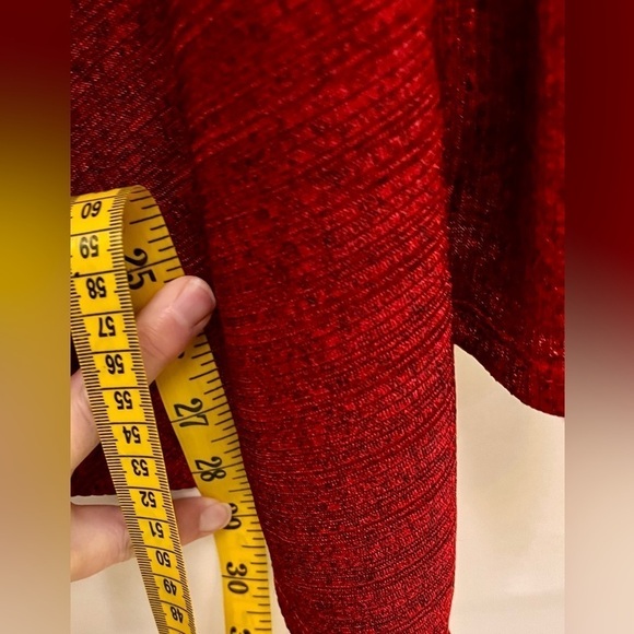 Burgundy Flowy Handkerchief Keyhole Top Size Small Dressy Trendy Monochrome Teen - Picture 10 of 13